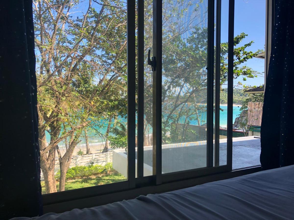 Amami Beachfront Villa With Private Beach 波尔多·格尼拉 外观 照片