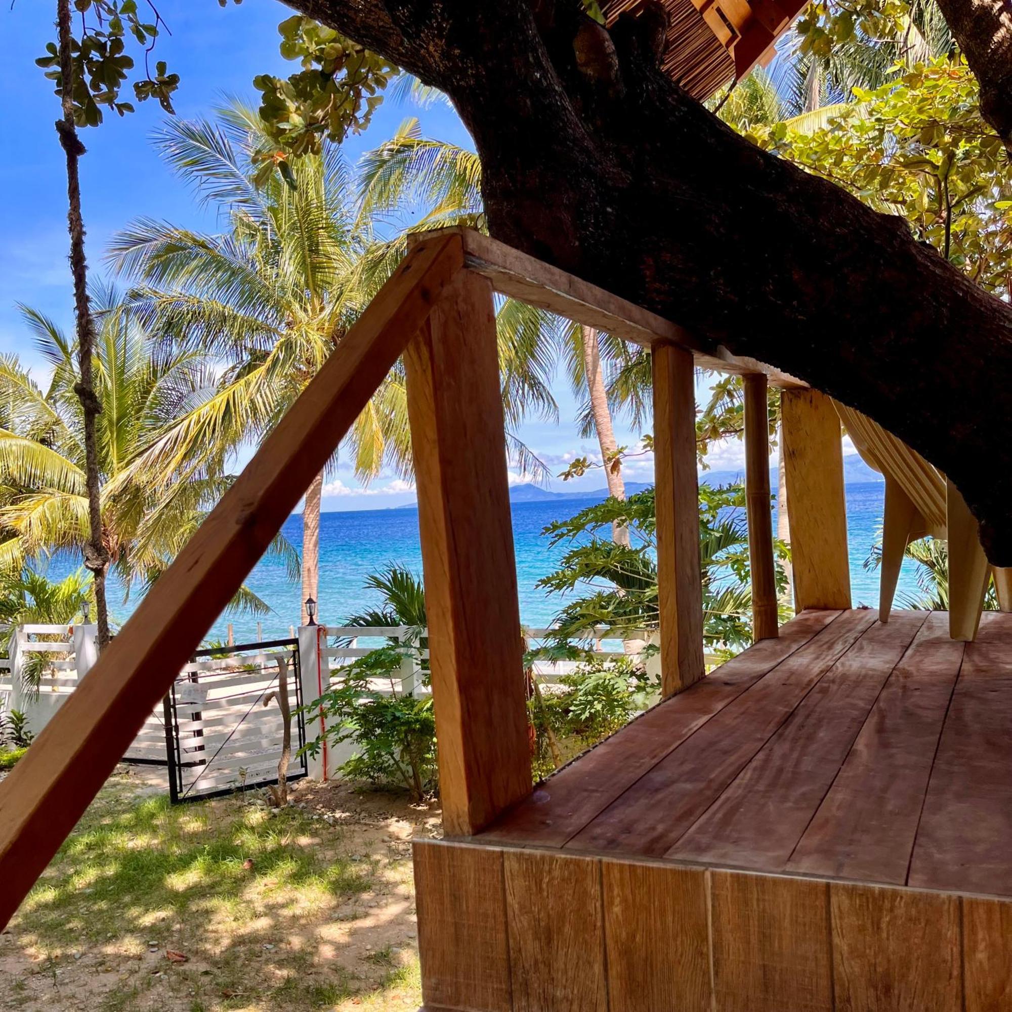 Amami Beachfront Villa With Private Beach 波尔多·格尼拉 外观 照片